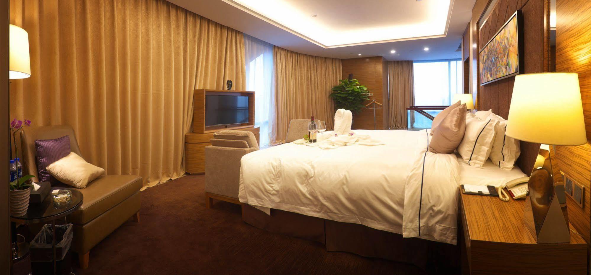 Shenzhen Baoan Plus Gems Cube Hotel المظهر الخارجي الصورة